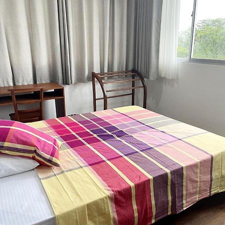 Jays Guest - Rajagiriya Colombo Hotel Bagian luar foto
