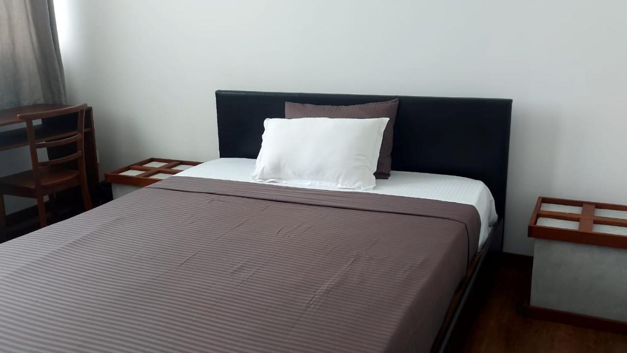 Jays Guest - Rajagiriya Colombo Hotel Bagian luar foto